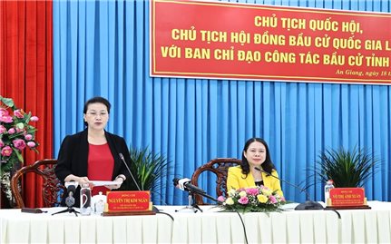 Chủ tịch Quốc hội làm việc với Ban Chỉ đạo công tác bầu cử tỉnh An Giang