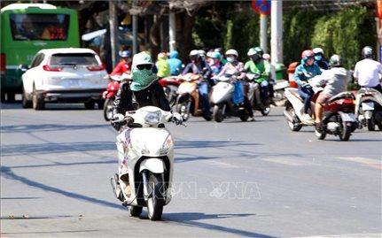 Chỉ số tia cực tím tại nhiều thành phố ở ngưỡng cao đến rất cao