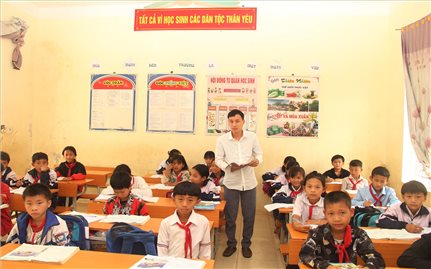 Mường Tè (Lai Châu): Nhiều giải pháp hiệu quả nâng cao chất lượng giáo dục học sinh DTTS