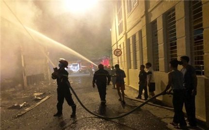 Cháy phòng trà tại Nghệ An khiến 6 người tử vong