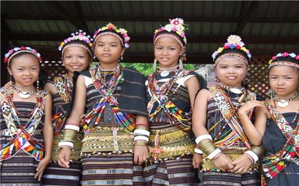 Dayak- tộc người bản địa trên đảo Borneo