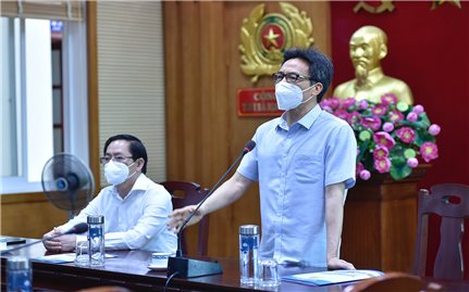 Giãn cách xã hội :