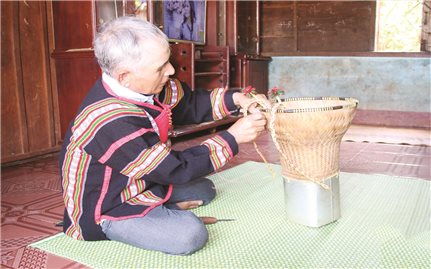 Khó khăn trong bảo tồn nghề truyền thống ở Đắk Lắk