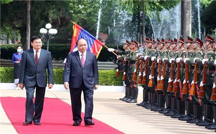 Lễ đón chính thức Chủ tịch nước Nguyễn Xuân Phúc và Phu nhân thăm hữu nghị CHDCND Lào
