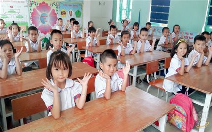 Quảng Ninh hỗ trợ 100% học phí cho học sinh trong năm học 2021-2022