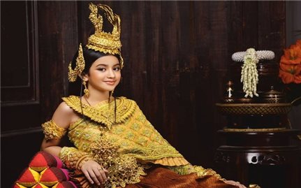 Tiểu công chúa xinh đẹp, tài năng của Hoàng gia Campuchia