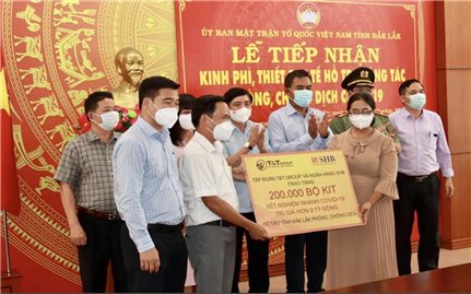Tổng Thư ký Quốc hội vận động hỗ trợ 200.000 bộ kit test Covid-19 cho tỉnh Đắk Lắk