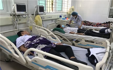 Quảng Ninh: Xử phạt quán cà phê cung cấp “kẹo lạ” khiến 13 học sinh ngộ độc
