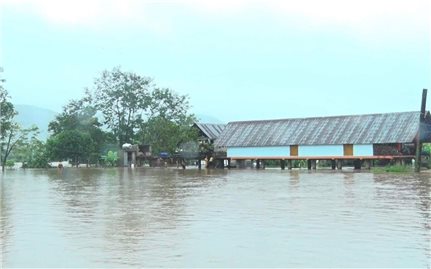 Đắk Lắk: Mưa lớn gây ngập lụt ở nhiều địa phương