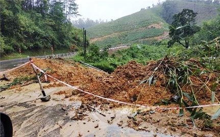 Đắk Lắk cảnh báo nguy cơ sạt lở trên các sông, suối