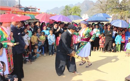 Hà Giang giữ bản sắc văn hóa để phát triển du lịch bền vững