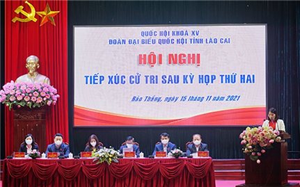 Đồng chí Trần Cẩm Tú tiếp xúc cử tri tại huyện Bảo Thắng, Lào Cai
