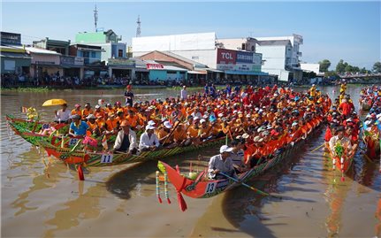 Sóc Trăng dừng tổ chức Lễ hội Oóc Om Bok truyền thống dân tộc Khmer năm 2021: Đồng lòng chống dịch - Lễ hội vẫn thiêng liêng trong tâm thức người dân