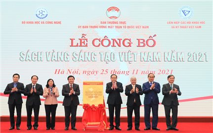 Vinh danh 76 công trình tiêu biểu Sách vàng sáng tạo Việt Nam năm 2021