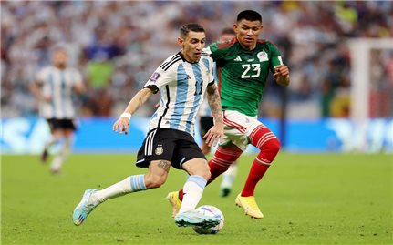 World Cup 2022: Messi tạo siêu phẩm, Argentina hạ Mexico