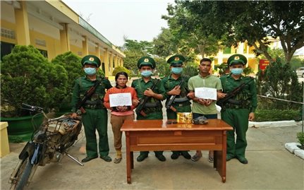 Cuộc chiến chống “cái chết trắng” ở ngã ba Đông Dương: Một số đồng bào Brâu bị lợi dụng để vận chuyển ma túy (Bài 1)