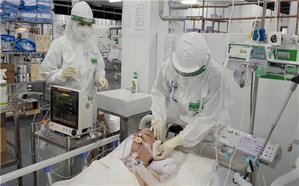 Sáng 8/2: Cả nước còn 2.194 bệnh nhân nặng đang điều trị