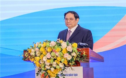 Thủ tướng Phạm Minh Chính: Chăm sóc, bảo vệ tốt nhất trẻ em không chỉ vì tương lai đất nước