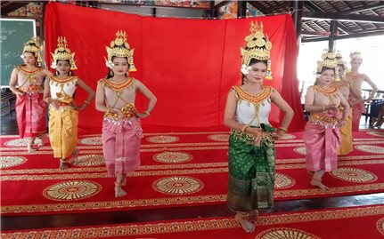 Để nghệ thuật múa Khmer trường tồn với thời gian