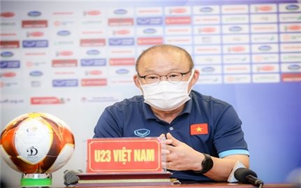 HLV Park Hang-seo lý giải việc không sử dụng các cầu thủ trên 23 tuổi