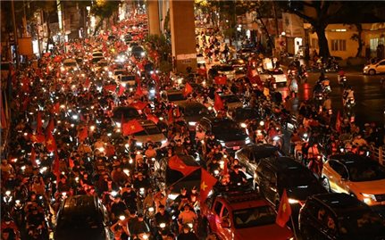 Hàng triệu cổ động viên cả nước xuống đường mừng chiến thắng của U23 Việt Nam