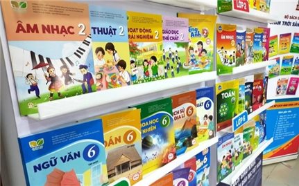 Không ép buộc học sinh mua sách tham khảo, sách bài tập