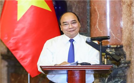Chủ tịch nước Nguyễn Xuân Phúc gặp mặt lao động tiêu biểu ngành dầu khí
