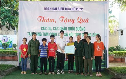 Quảng Bình: Gặp mặt đoàn đại biểu thanh niên, sinh viên người Việt Nam ở nước ngoài
