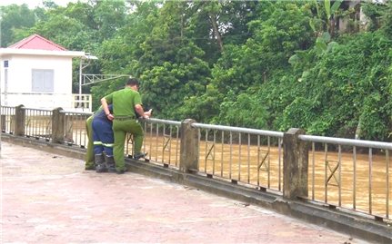 Lào Cai: 1 người mất tích, 1 người bị thương nặng do mưa lũ