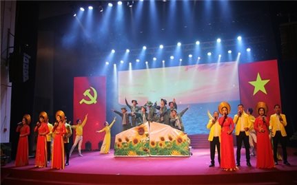 Sôi nổi - Hội diễn “Tiếng hát miền Đông” tại Tây Ninh
