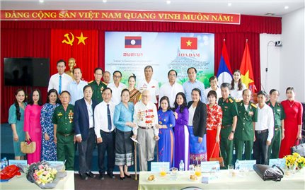 Để mối quan hệ Việt Nam - Lào mãi mãi xanh tươi