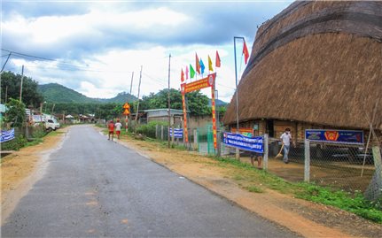 Đổi mới trên những buôn làng giáo dân người DTTS ở Kon Tum: Chung sức đồng lòng xây dựng nông thôn mới (Bài 1)