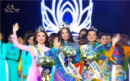 Người đẹp Trần Thị Ban Mai đăng quang Miss Peace Vietnam 2022