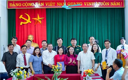 Đoàn công tác UBND TP Hà Nội làm việc tại tỉnh Yên Bái