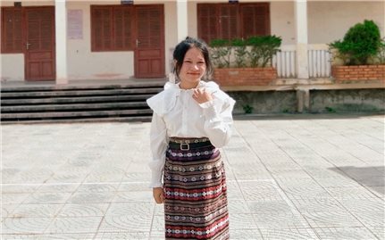 Cao Thị Lệ Hằng - Nữ sinh người Rục đầu tiên trúng tuyển đại học