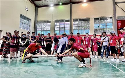 Ngày hội giao lưu văn hóa Việt Nam - Lào: Sôi nổi các hoạt động thể thao