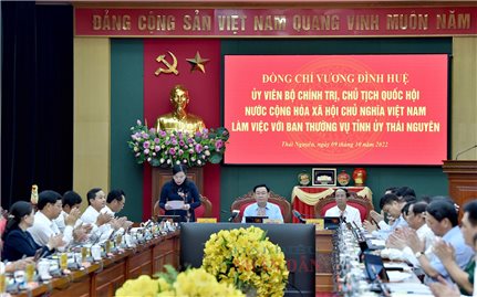 Chủ tịch Quốc hội Vương Đình Huệ và Đoàn công tác Trung ương thăm, làm việc tại tỉnh Thái Nguyên