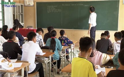 Lào Cai: Nhiều giải pháp tháo gỡ khó khăn do thiếu giáo viên