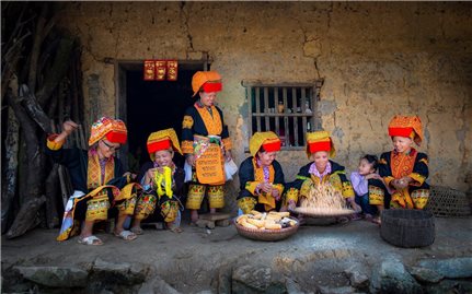 Lạng Sơn: Bảo tồn và phát huy giá trị trang phục truyền thống các DTTS
