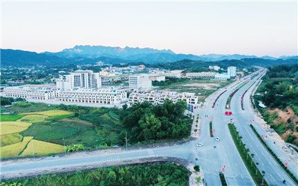 Thực hiện chính sách dân tộc ở Cao Bằng: Nhận diện đúng, đầu tư hiệu quả