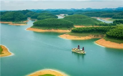 Yên Bái: Lễ hội bưởi Đại Minh và khám phá danh thắng quốc gia hồ Thác Bà