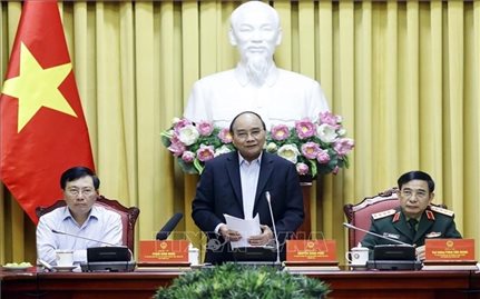 Chủ tịch nước Nguyễn Xuân Phúc: Bảo vệ Tổ quốc trong tình hình mới phải bảo đảm lợi ích quốc gia, giữ gìn hòa bình để phát triển đất nước