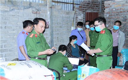 Lào Cai: Bắt giữ hơn 1 tấn thuốc nổ
