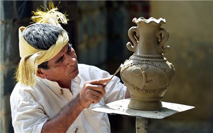 Nghệ thuật làm gốm của người Chăm được UNESCO ghi danh