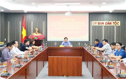 Quán triệt, triển khai Nghị quyết của Bộ Chính trị về phát triển vùng Đồng bằng sông Hồng
