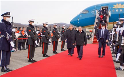 Chủ tịch nước Nguyễn Xuân Phúc bắt đầu thăm cấp Nhà nước Đại Hàn Dân Quốc