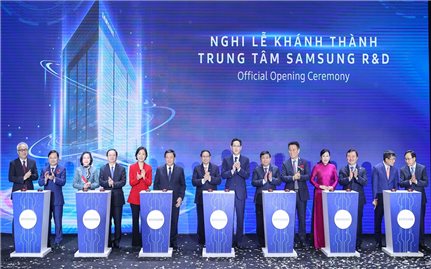 Thủ tướng đề nghị Samsung coi Việt Nam là cứ điểm quan trọng nhất, chiến lược toàn cầu