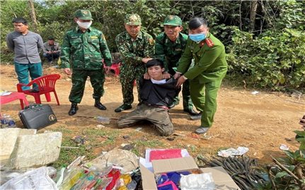 Quảng Trị: Bắt đối tượng vận chuyển 12.000 viên ma túy tổng hợp