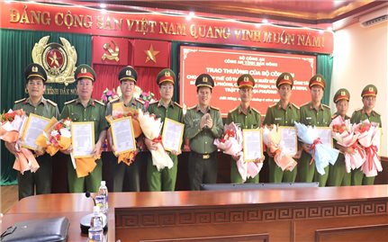 Đắk Nông: Trao thưởng của Bộ trưởng Bộ Công an cho các đơn vị triệt phá các vụ án, chuyên án lớn