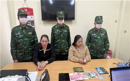Lào Cai: Bắt 2 đối tượng thu giữ 1 bánh Heroin